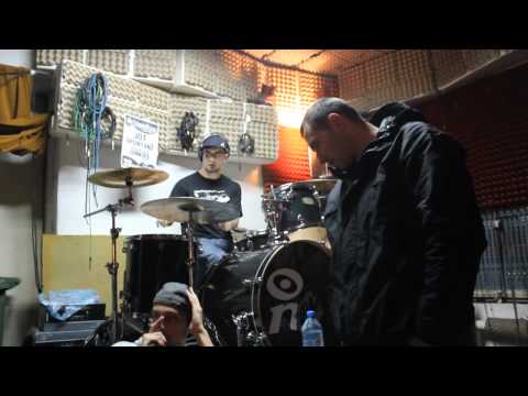 Crossing Over Junkies live & Reno Promo - Koncert 10.11.2011 Wałbrzych