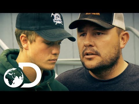 "I Just Want To Punch You All In The Face!" | SEASON 8 | Gold Rush