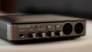 Video thumbnail for TASCAM US 200 - USB 2.0 AUDIO/MIDI INTERFACE - INTERFACE DE AUDIO-MIDI USB 2.0 "Unboxing" by Gerson BRASIL