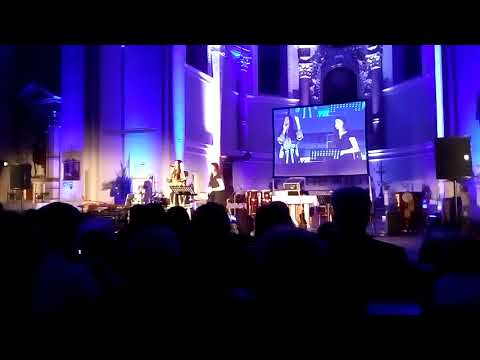 Laura Bretan & Paula Seling