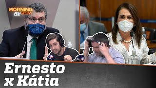 Adrilles se revolta com Joel e levanta da cadeira