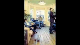 Oasis - Shout It Out Loud