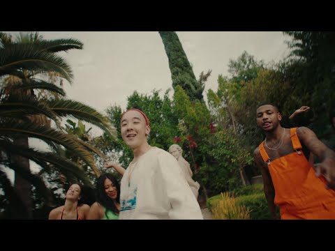 Chow Mane - ICEJJFISH (feat. GUAPDAD 4000) [Official Music Video]