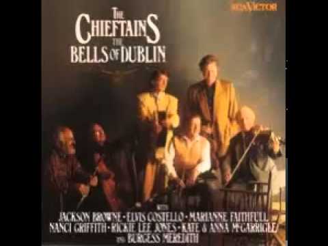 The Chieftains - The Bells of Dublin (Christmas Eve)