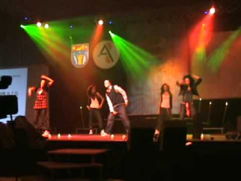 Ladies Area dance feat. Fizzy