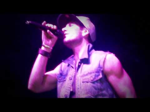 Perfeita demais (LIVE) ® Paulo Mac - Lost on Tuesday (RJ) Praia Club