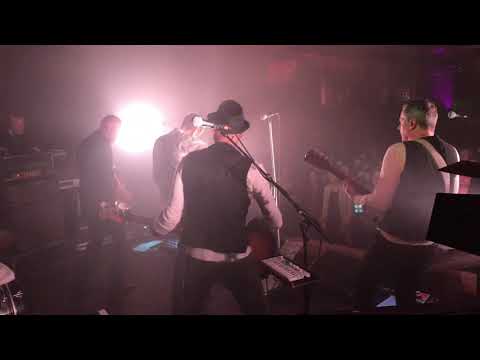 SONGBIRD FESTIVAL DAVOS I Züri West - Schachtar gäge Gent