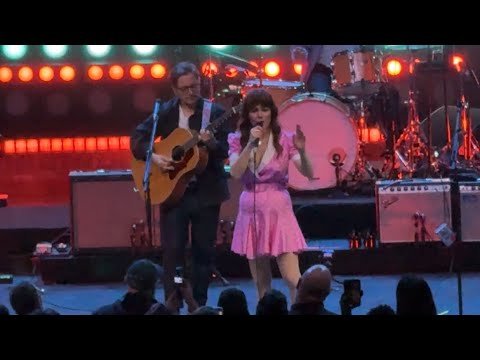 Rilo Kiley performing Let Me Back In - Los Angeles - Oct. 18, 2025 (last show of the reunion tour)