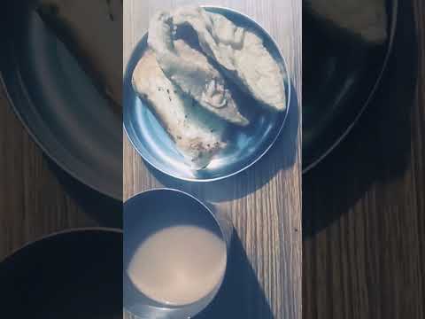 good morning tea with gralic bread 🍞 & Bengali style luchi