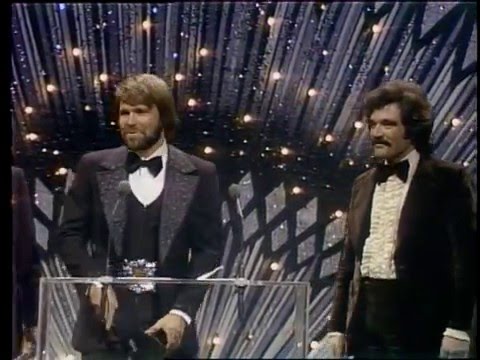 Glen Campbell Wins Country Single - AMA 1976