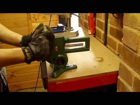 AXMINSTER TOOLS Parrot Vice - REVIEW