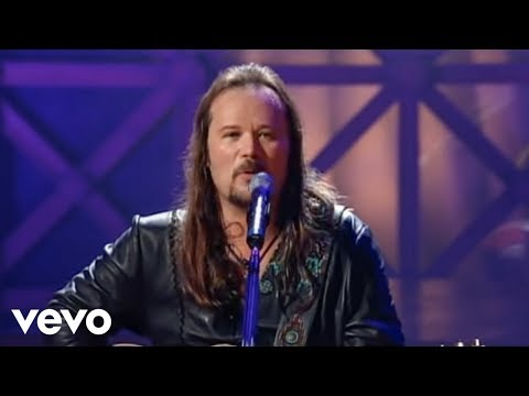 Travis Tritt - Long Haired Country Boy (from Live & Kickin')