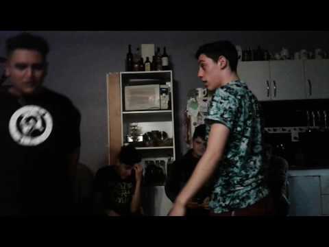 Snake vs Skay- juntada zockatoa