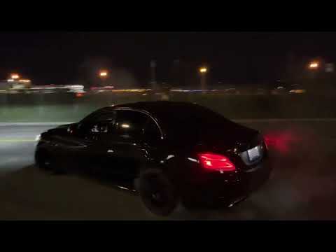 W205 C63S AMG  drift warming up tires