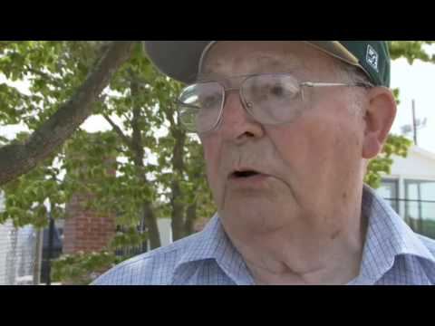 Senior Citizen Reacts to Baseball Manager Ejection (133)