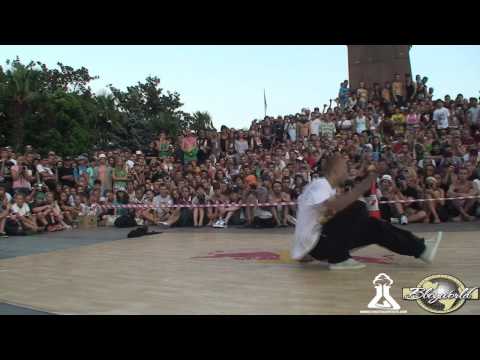 Robin vs Uzee Rock | YALTA SUMMER JAM 2011