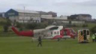 preview picture of video 'Irish Search and rescue coast guard helicopter lands in  newry co down bessbrook camlough S61N'