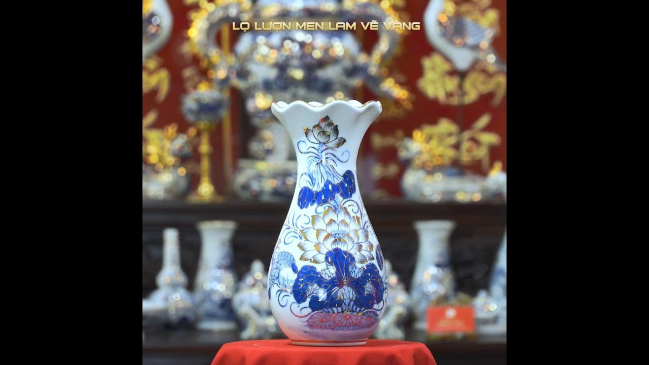 Lọ Hoa Thờ Miệng Lượn Men Lam Vẽ Vàng Họa Tiết Hoa Sen