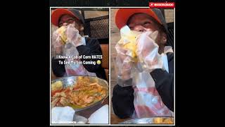 Download lagu This Is The Only Way To Eat Corn From Now On! 😂🌽 mp3