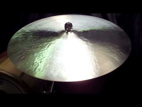 22.5", 2592g   Handcrafted cymbals by Craig Lauritsen