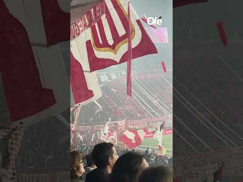 "¡EL RECIBIMIENTO PARA ESTUDIANTES Y VÉLEZ! " Barra: Los Leales &bull; Club: Estudiantes de La Plata