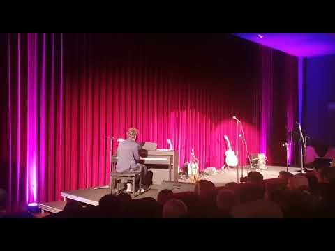 Amazing Piano Medley with Beatbox at Concert – THOMAS KRÜGER