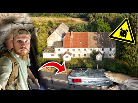 PLÖTZLICH KLINGELT DER WECKER! WOHNT IN DIESEM VERLASSENEN HAUS DOCH NOCH WER?