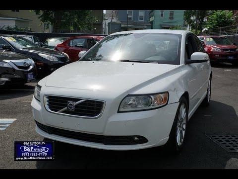 2009 Volvo S40 2 4i Sedan Review