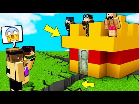 TERREMOTO ESTREMO vs CASA DEGLI YOUTUBER FAMOSI! - Minecraft ITA