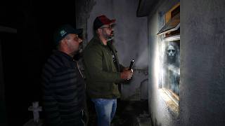 O FANTASMA DA MULHER NOS LEVOU ATÉ AO SEU TÚMULO