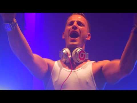 DJ AleXio live at The Circus 2015