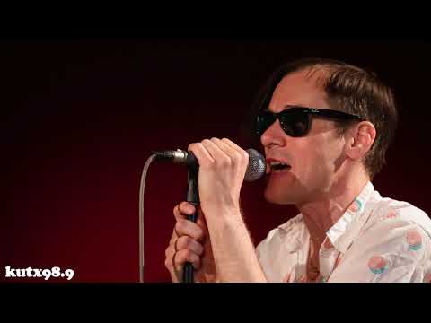Videoclip de Soft Music/Juno Portraits Of The Jovian Sky — of Montreal