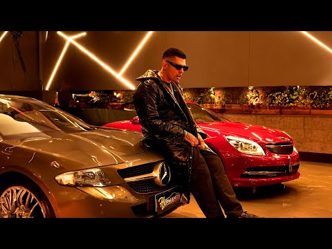 ENTREI NA LOJA DA MERCEDES, CHINELO HAVAIANAS - MC Marks e Brenninho VJ