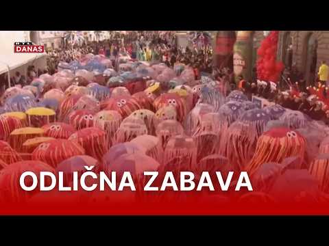 Rijeka poput drugog planeta: Tisuće maski preplavilo grad | RTL Danas