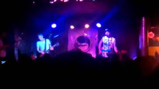 Lawrence Arms-Cut It Up