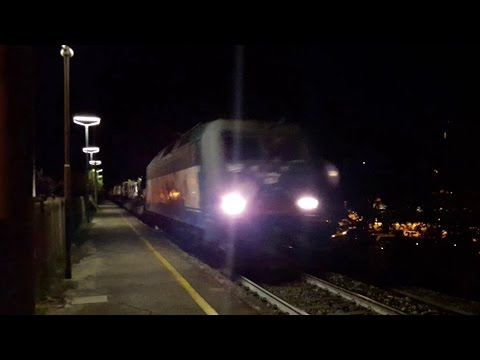 E405 Trenitalia per il treno di furgoni MRI Fossacesia-Villa Opicina a Gatteo