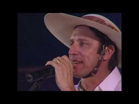 Quando Tapeia o Chapelão - João Luiz Corrêa & Grupo Campeirismo (DVD 10 Anos de Sucesso)