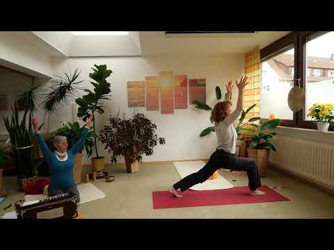 Meditative Mantra-Yogastunde für Geübte