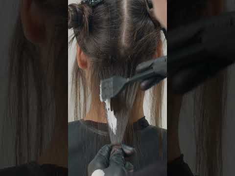 BLONDME Melted Balayage Hack – Backcombing technique