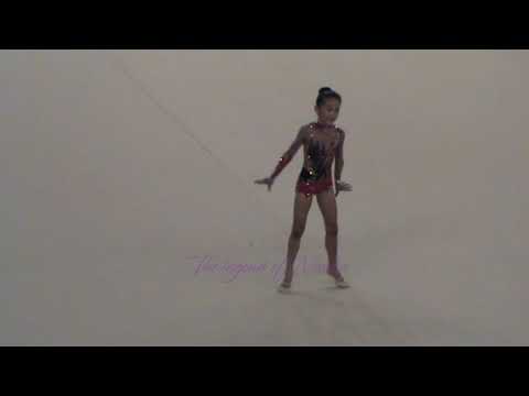 Dayana ABDIRBEKOVA free hands - 2012 Vitry Cup *alevin*