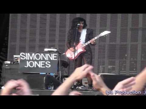 SIMONNE JONES AND JARED LETO - @PIAZZOLA SUL BRENTA (PD) 14/07/13