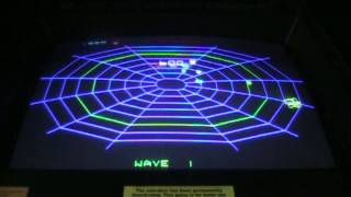 Atari Black Widow Arcade Gameplay - Gamester81
