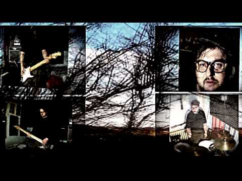 Bledule - Nad řekou leží kouř