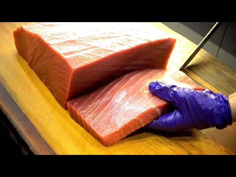 Knife Cuts 900lb Giant Bluefin Tuna is like Butter - Taiwanese Food