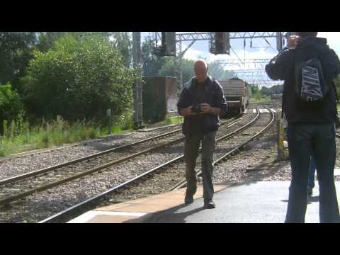 (HD) DRS 37611 & 37612 Thrash Walsall with a Nuclear Flask Working