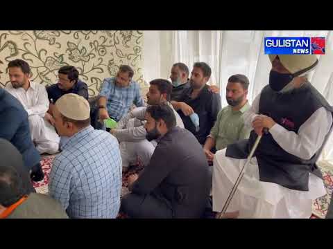 Dr Farooq Abdullah visits Nasir Aslam Wani's residence to offer condolences on his mother's demise