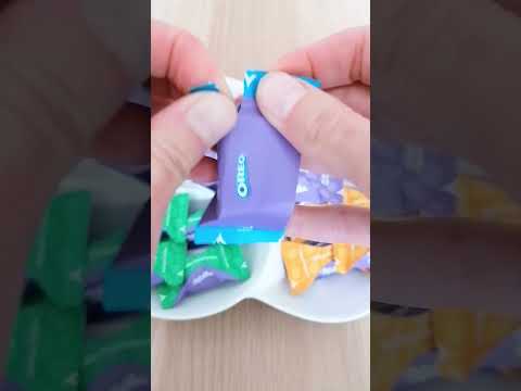 Milka Moments chocolate box unboxing