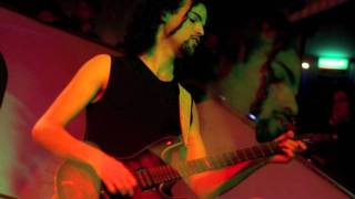 TWINSPIRITS - The Guitar Never Sleeps