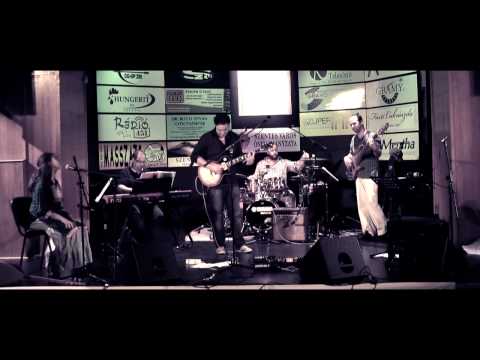 Csaba Toth Bagi Balkan Union plays "Si Zaljubi" live in Szentes, Hungary