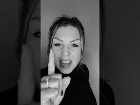 Flachwitze mit Lina #renitschki #linaundrene #flachwitze #spaß #humor